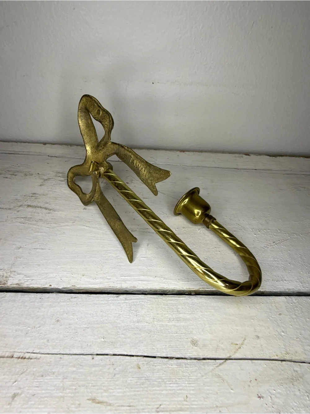 Vintage MCM Brass Bow Wall Sconce Candle Holder 8” Tall, Hollywood Regency Decor
